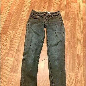 Hollister jeans size 23  length 31 great shape